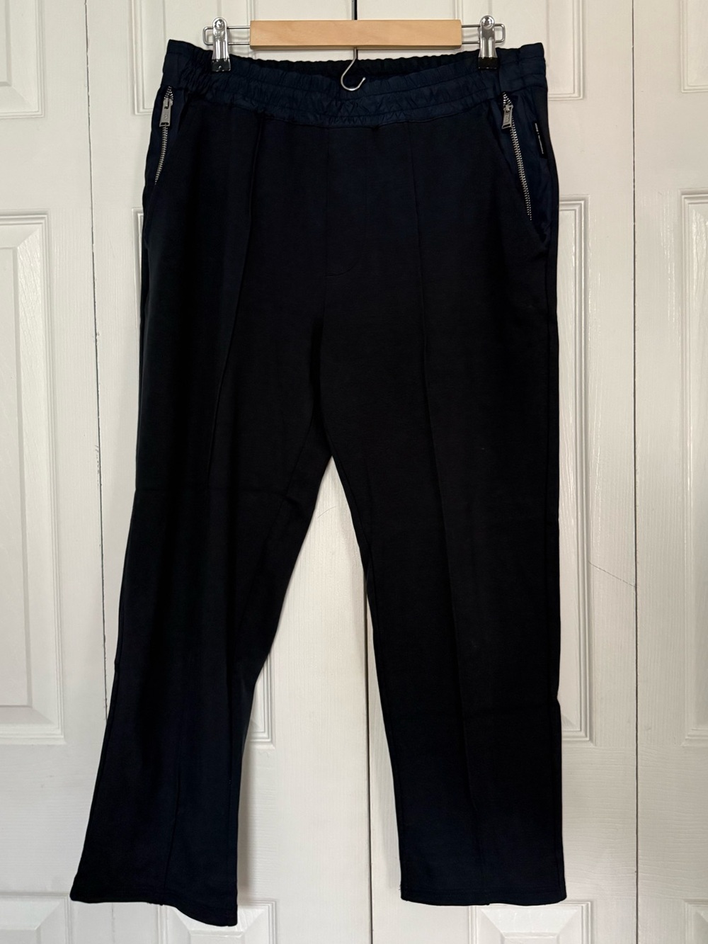 Boss Men's Black Zip-Pocket Joggers
